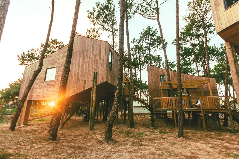 리조트 Bukubaki Eco Surf