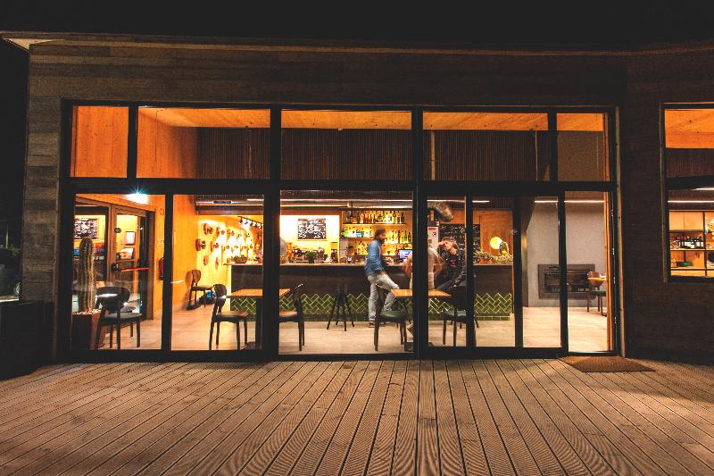 리조트 Bukubaki Eco Surf