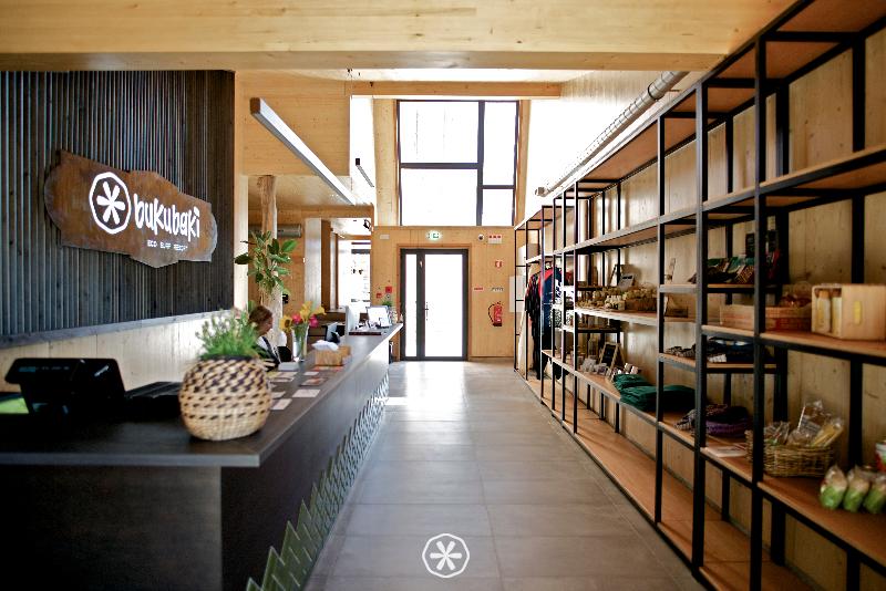 리조트 Bukubaki Eco Surf