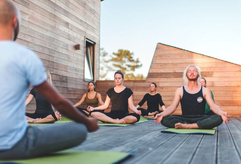 리조트 Bukubaki Eco Surf