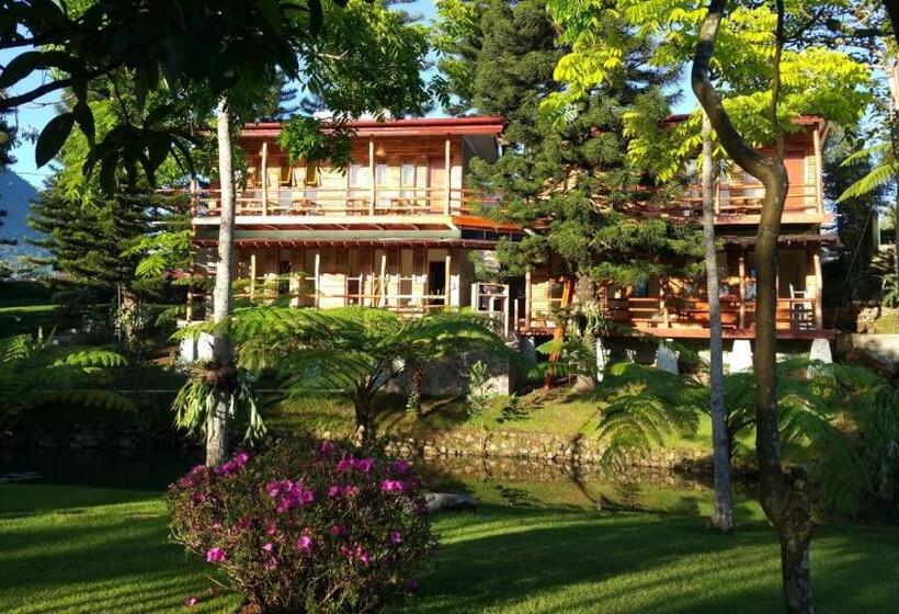 Spring Hill Hotel Ruteng