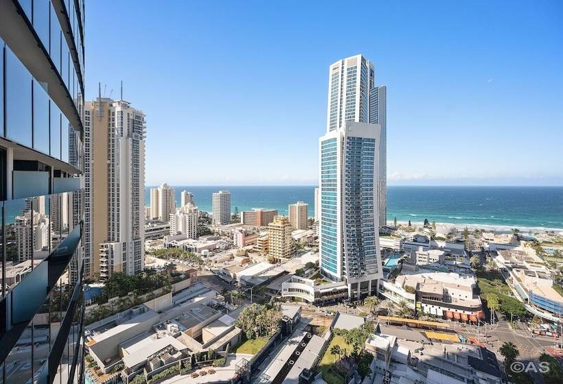 Circle On Cavill   Apartment Stay Private