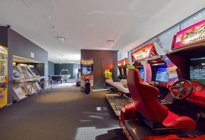 Circle On Cavill   Apartment Stay Private