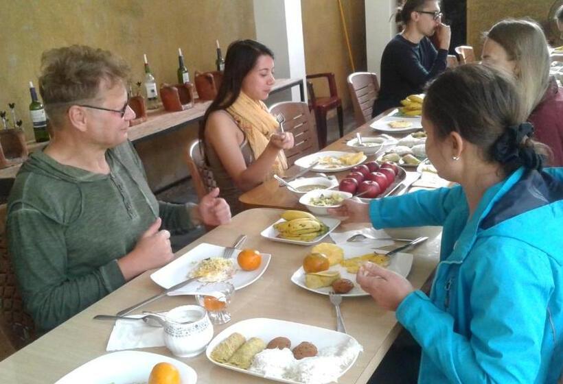 Bed and Breakfast Nature Lovers Safari Resort