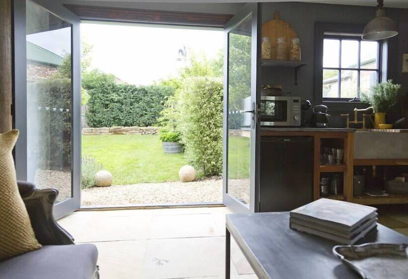 مبيت وإفطار Elm Cottage Barn