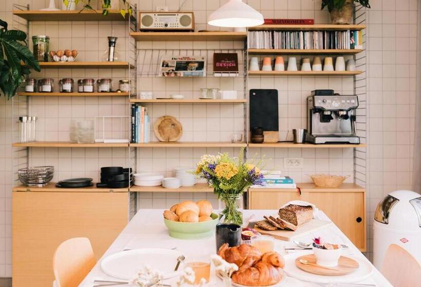 مبيت وإفطار Logieslogees