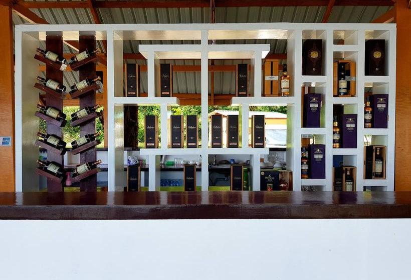 Coconut Island Resort