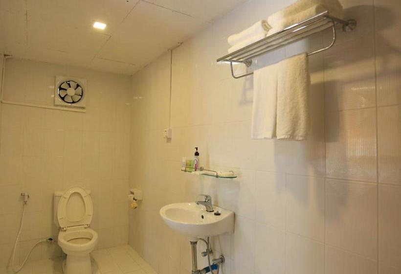 Coconut Island Resort