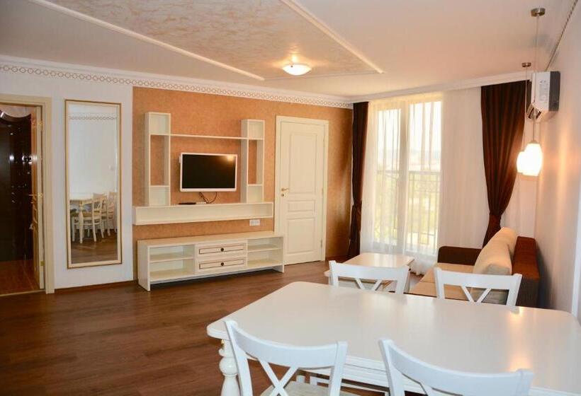 Golden Rainbow Beach