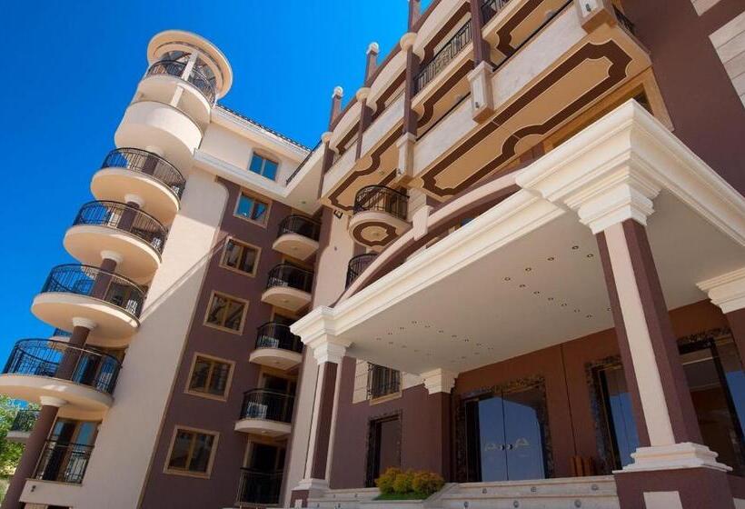 Golden Rainbow Beach