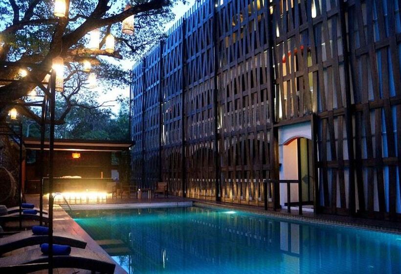 酒店 Bamboori Boutique Resort