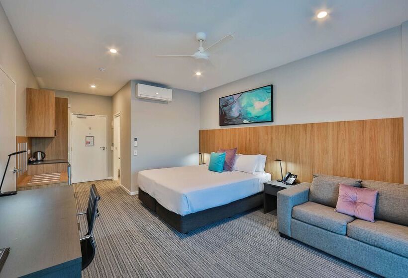 בית מלון כפרי Best Western Plus North Lakes