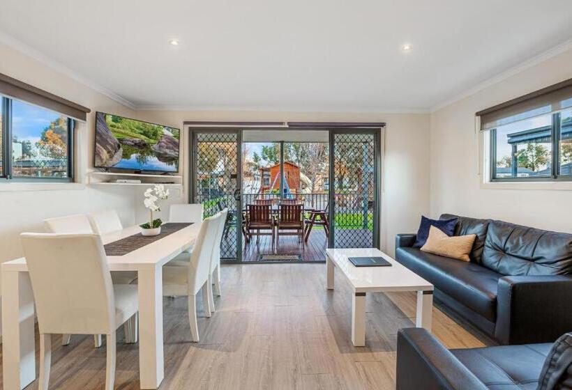 فندق Big4 Bendigo Marong Holiday Park