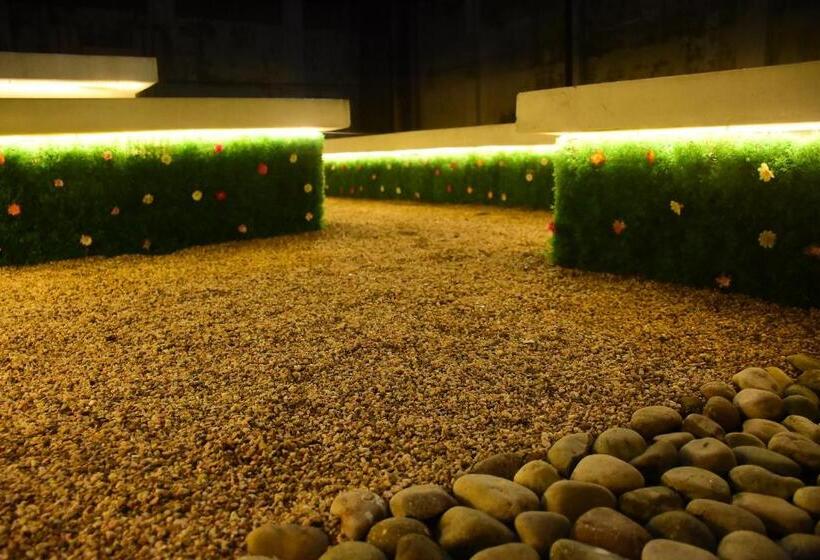 Hôtel Bottomhill Palace