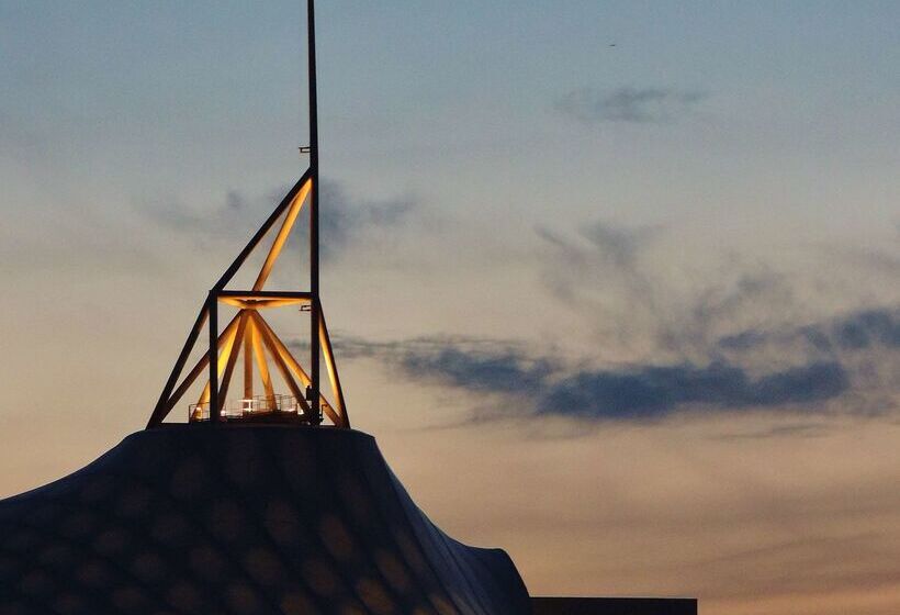 호텔 Campanile  Metz Centre Gare