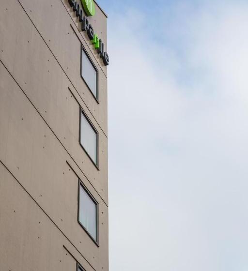 호텔 Campanile  Metz Centre Gare