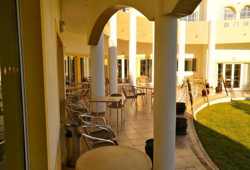 酒店 Club House Cvl