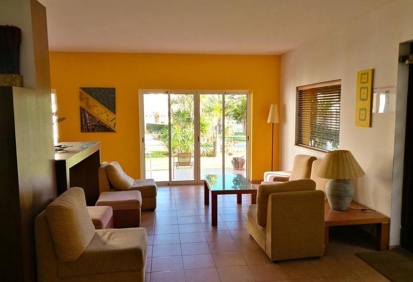 酒店 Club House Cvl