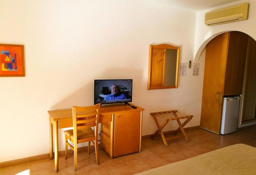 酒店 Club House Cvl