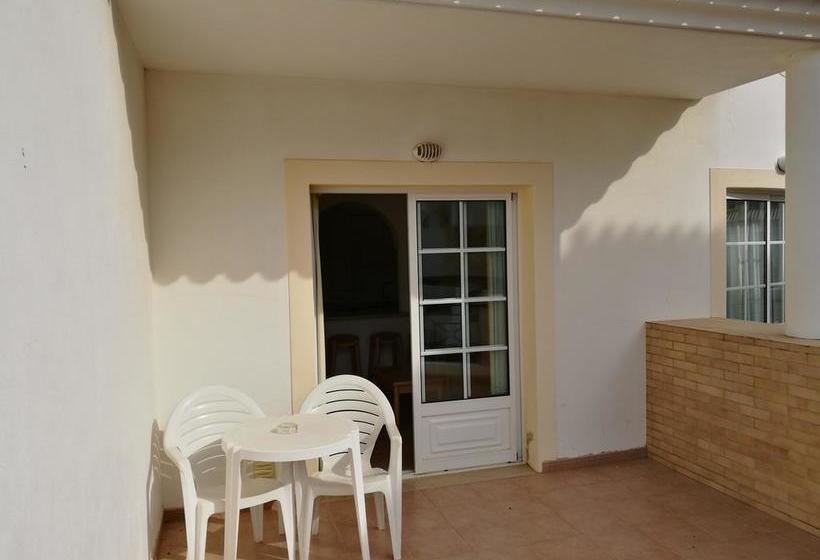 酒店 Club House Cvl