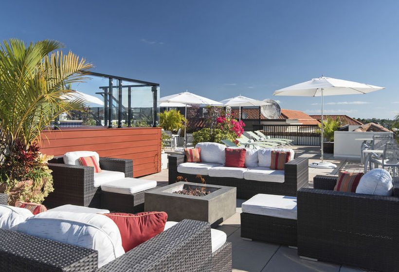 בית מלון כפרי Club Level Suites at Inn On Fifth