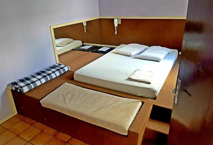 בית מלון כפרי Comodoro De Quaraí