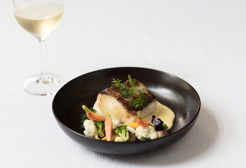 בית מלון כפרי Courtyard By Marriott Tianjin Hongqiao