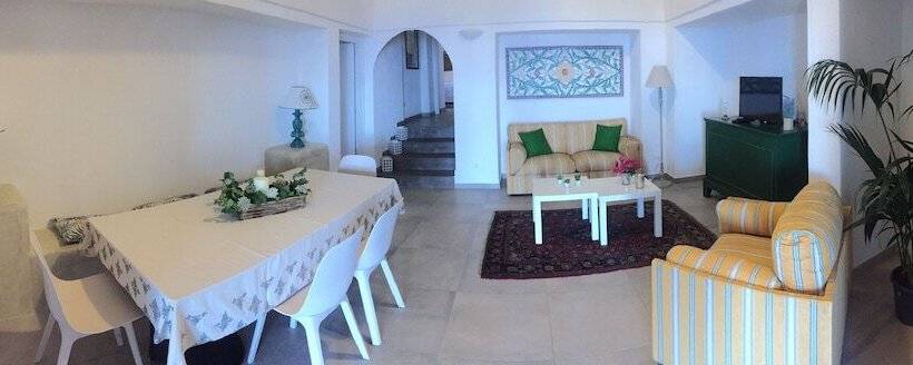 בית מלון כפרי Dammusi Sciuvechi