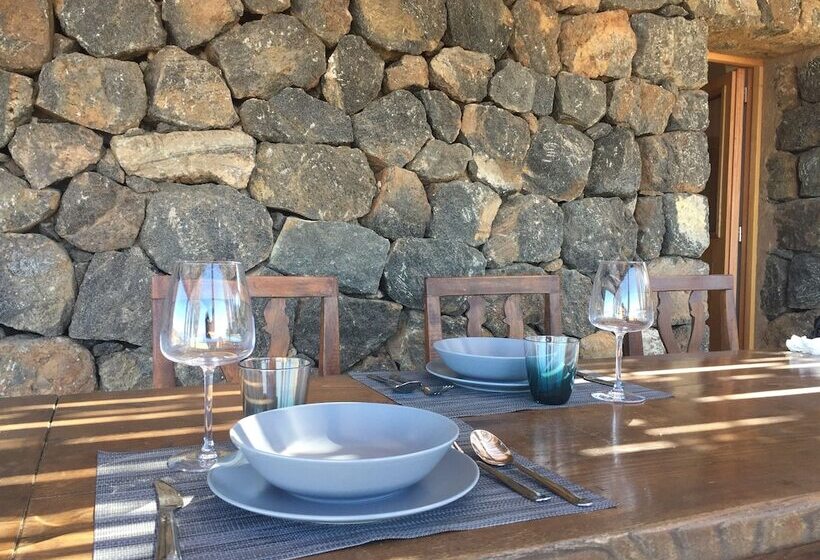 בית מלון כפרי Dammusi Sciuvechi