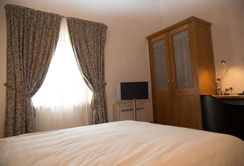 בית מלון כפרי Domaine Du Moulin D Eprave