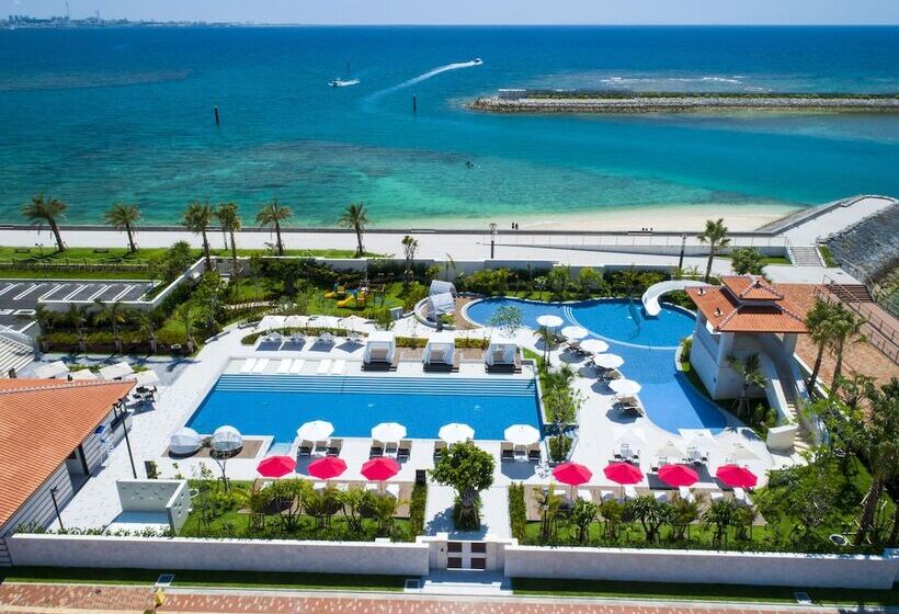 בית מלון כפרי Doubletree By Hilton Okinawa Chatan Resort