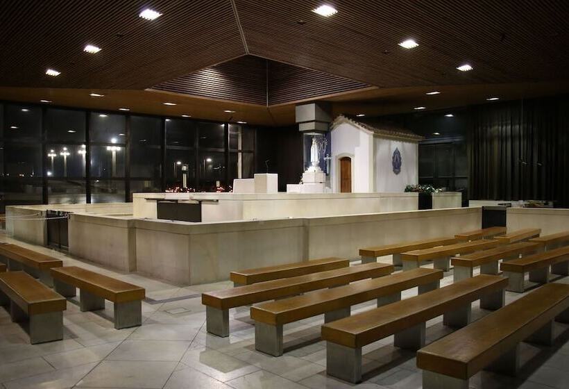 فندق Essence Inn Marianos