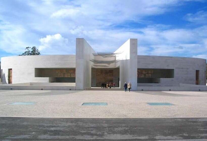 فندق Essence Inn Marianos