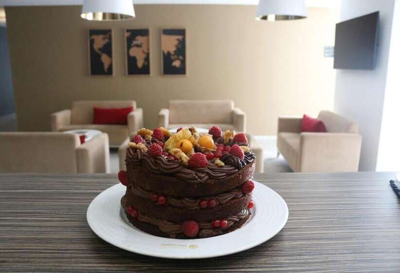 فندق Essence Inn Marianos