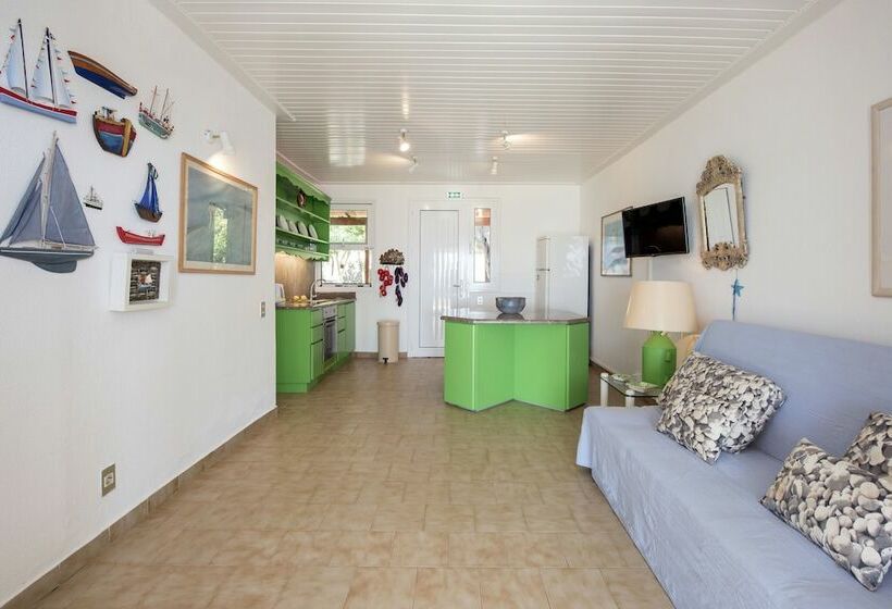 فندق Glyfada Homes Resort