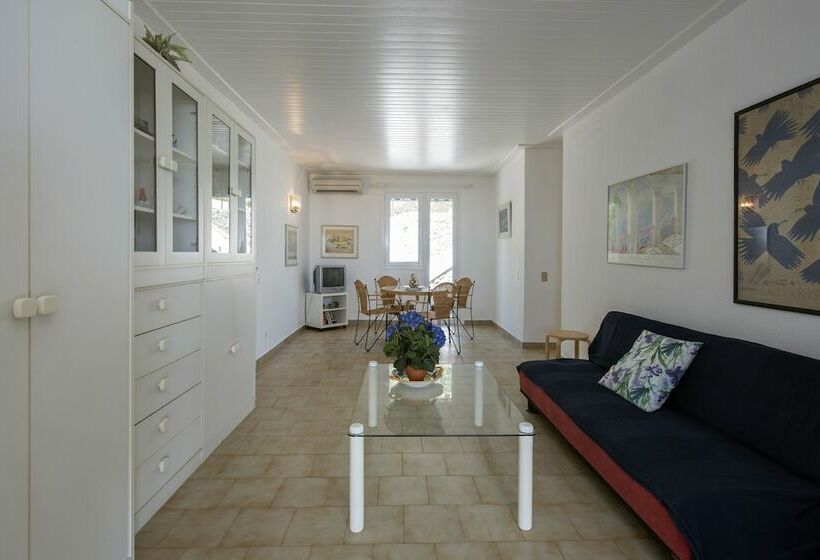 فندق Glyfada Homes Resort