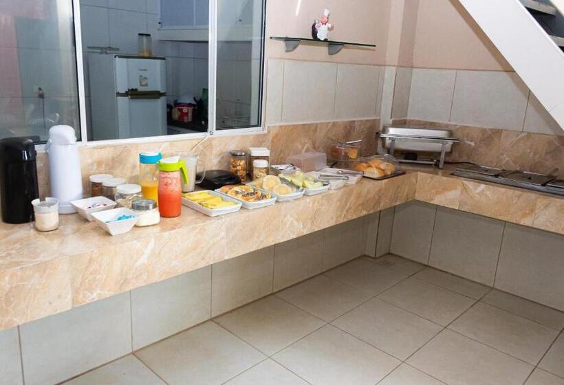 فندق Grandville Centro