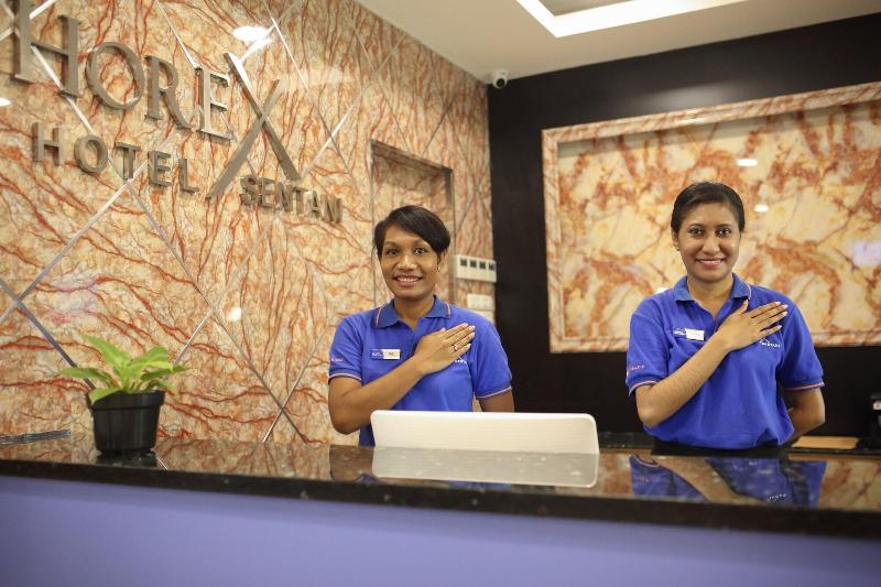 هتل Horison Express Sentani