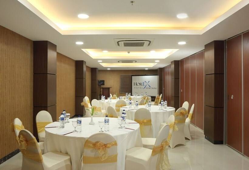 هتل Horison Express Sentani