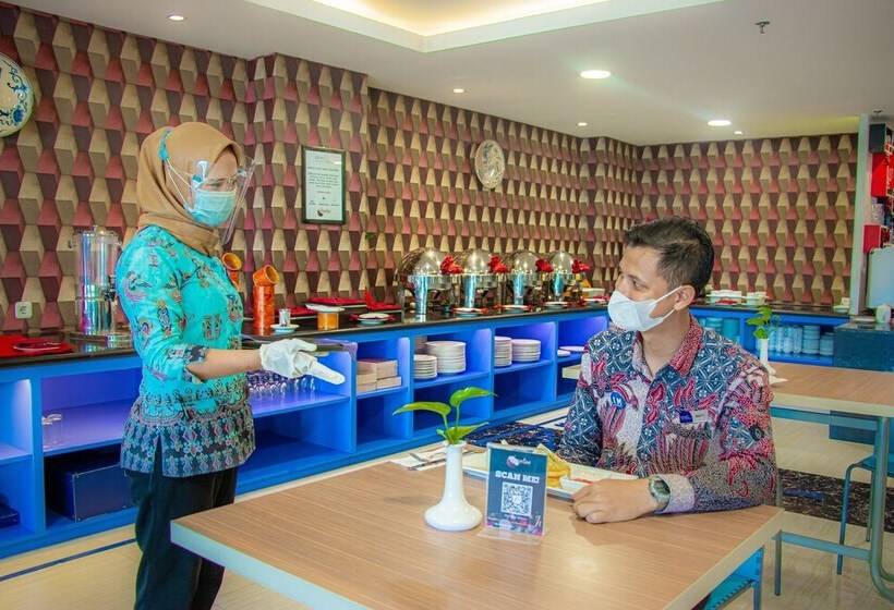 هتل Horison Express Sentani