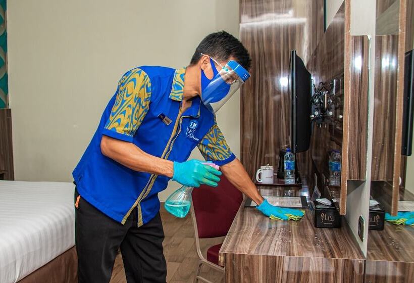 هتل Horison Express Sentani