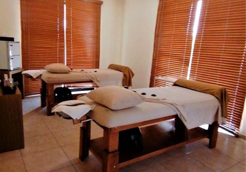 Memora Hotel & Villas Chapala