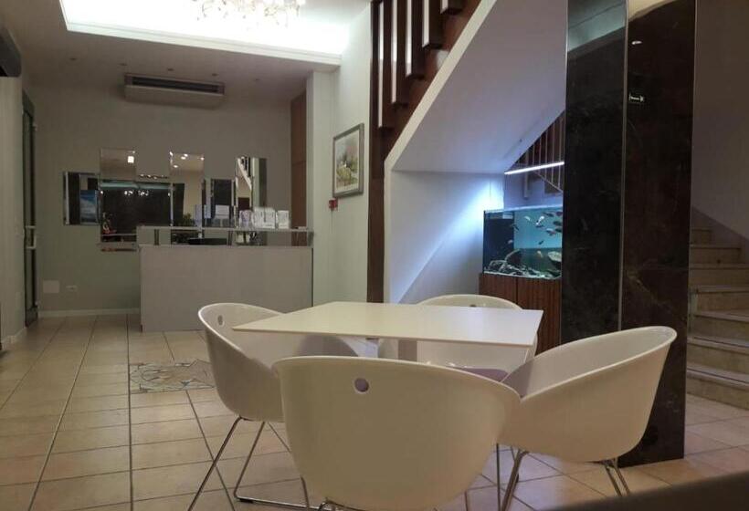 Отель Igea Spiaggia