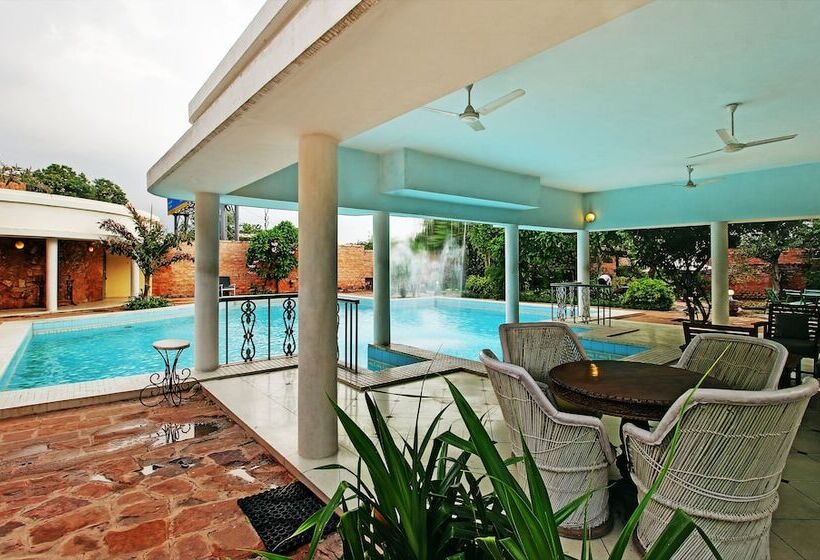 בית מלון כפרי Inn Season