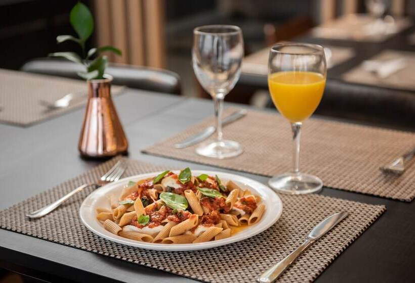 Отель Intercity Sao Leopoldo