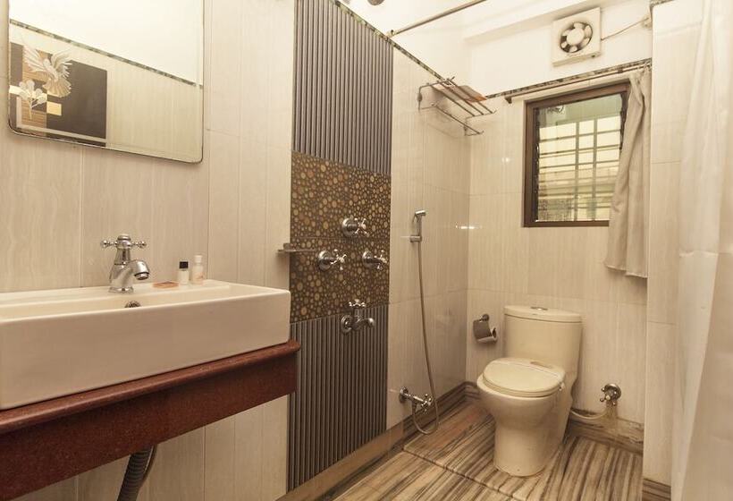 Отель Jagjeet Balaji Inn