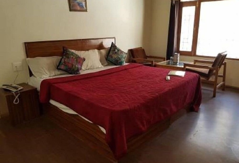 هتل Janghu  And Restaurant