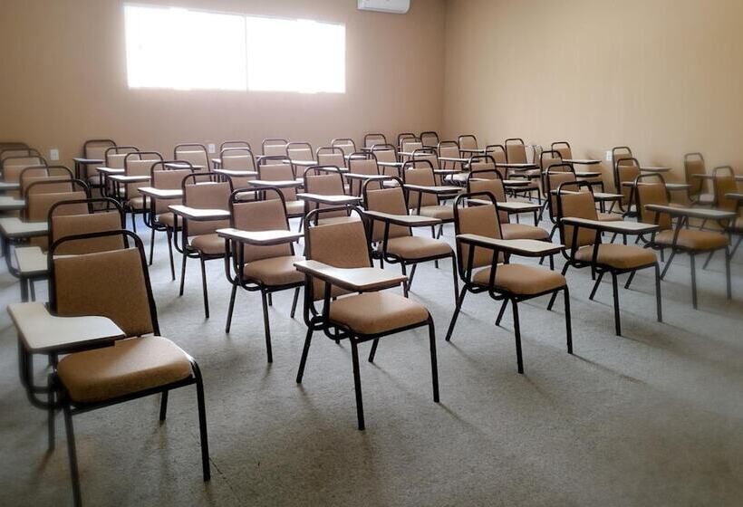 Отель Lacazzona