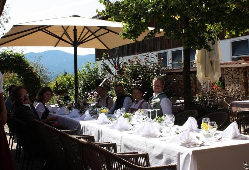 Landhotel Und Gasthof Kirchberger