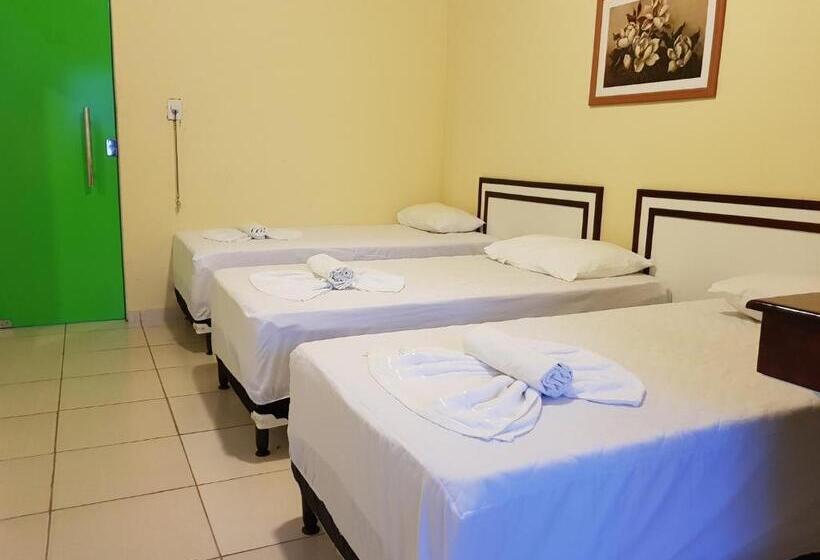 בית מלון כפרי Legal